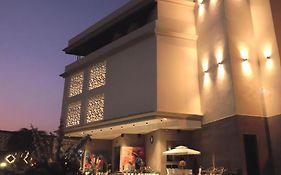Hotel Millennium